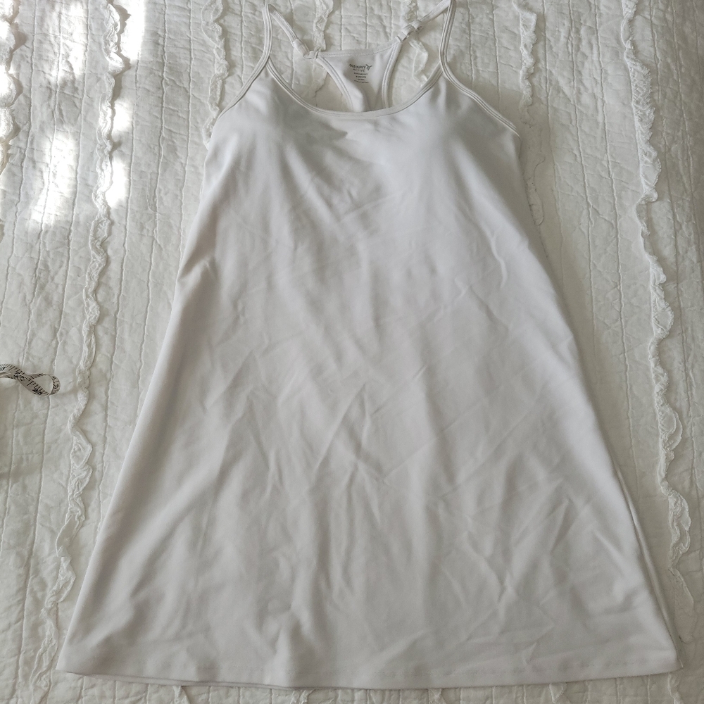 Old Navy Active PowerSoft Racerback Dress MPetite GoDry White EUC Stretch